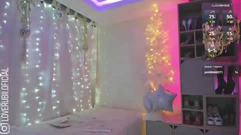 Snapshot of loverubii chatting on 12.18.24 loverubii online show from 12.18.24