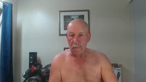 Snapshot of lovesblackazz chatting on 02.01.25 Lovesblackazz online show from 02.01.25