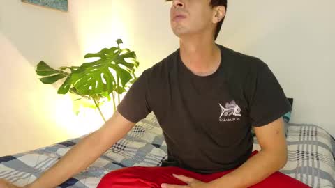 Snapshot of loveskingdom chatting on 11.15.25 LovesKingdom online show from 11.15.25