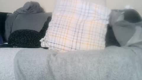 lovetobeused online show from 01.15.26