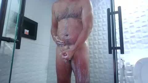 Lovetobeseen online show from 03.04.26