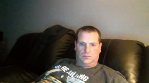 Snapshot of lovetocum37 chatting on 01.18.25 lovetocum37 online show from 01.18.25