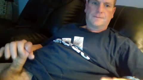 Snapshot of lovetocum37 chatting on 01.31.25 lovetocum37 online show from 01.31.25