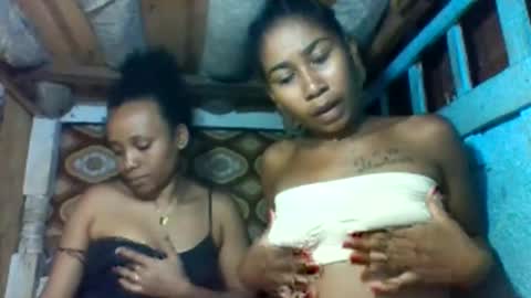 Snapshot of loveyou751 chatting on 04.10.26 loveyou751 online show from 04.10.26