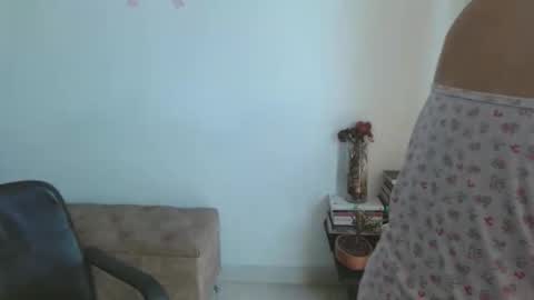 loving  online show from 11.11.25