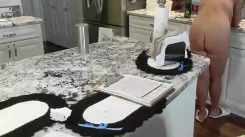 Snapshot of lovingcouple1969 chatting on 01.31.26 lovingcouple1969 online show from 01.31.26