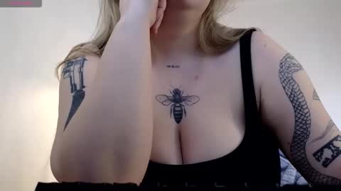 Call me Aphrodite online show from 02.04.26