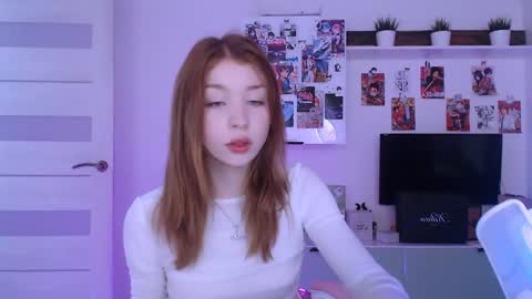 Snapshot of lower_angel chatting on 12.07.24 Loly online show from 12.07.24