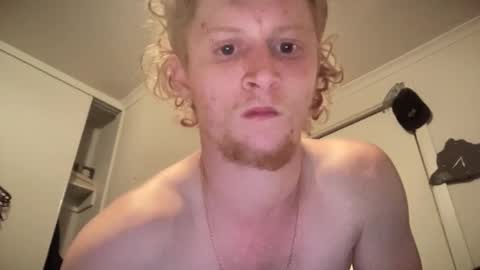 Snapshot of lowkey42011 chatting on 11.03.25 lowkey42011 online show from 11.03.25