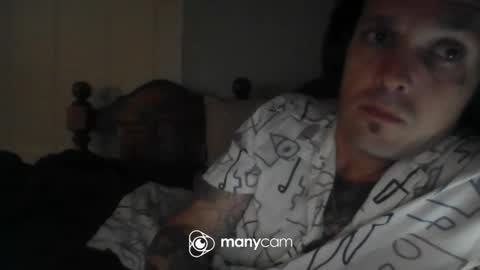 Snapshot of lowkey7486 chatting on 02.01.26 Lowkey online show from 02.01.26