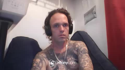 Snapshot of lowkey7486 chatting on 02.12.26 Lowkey online show from 02.12.26