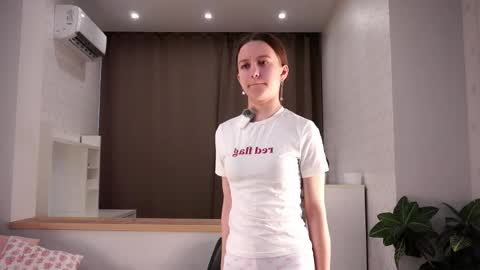 Amelia online show from 04.13.26