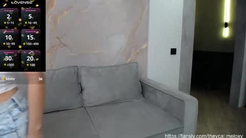 Snapshot of loxy_ chatting on 12.22.24 Loxy online show from 12.22.24