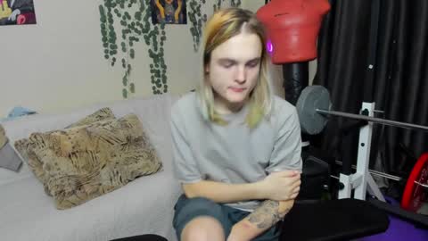 Snapshot of loyasteve chatting on 01.17.25 VECTORSTEVEPVT IS OPEN online show from 01.17.25