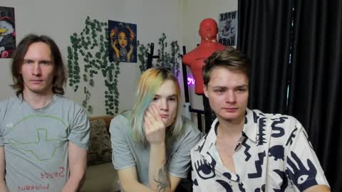 Snapshot of loyasteve chatting on 01.19.25 VECTORSTEVEPVT IS OPEN online show from 01.19.25