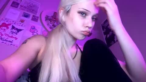 Snapshot of lsdprincess chatting on 12.28.24 Princess  online show from 12.28.24