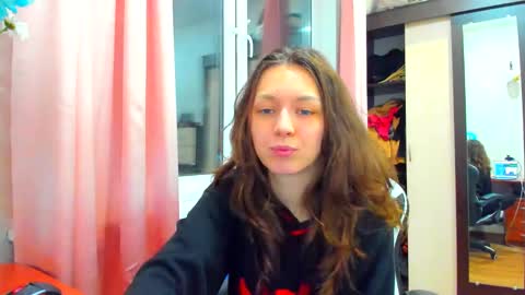 Lu krecia online show from 12.25.24
