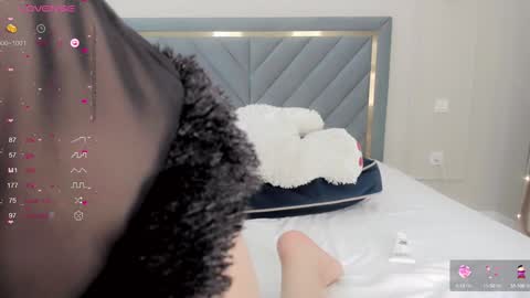 lu_mina online show from 01.19.25