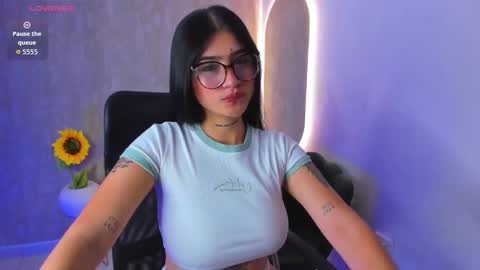 Snapshot of luanabonasx chatting on 10.16.25 Luana online show from 10.16.25