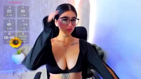 Snapshot of luanabonasx chatting on 11.05.25 Luana online show from 11.05.25