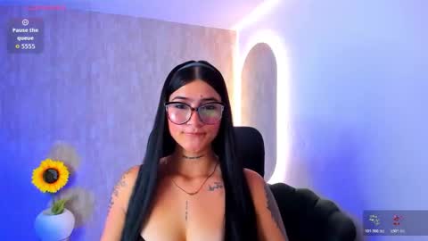 Snapshot of luanabonasx chatting on 11.12.25 Luana online show from 11.12.25