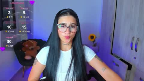Snapshot of luanabonasx chatting on 03.25.26 Luana online show from 03.25.26