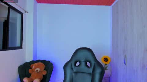 Snapshot of luanabonasx chatting on 04.03.26 Luana online show from 04.03.26