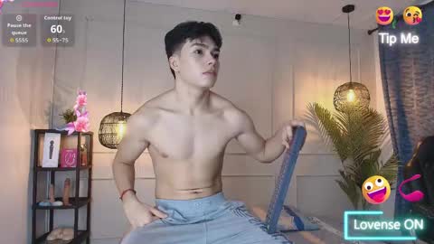lUAN online show from 05.15.26