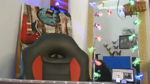 Snapshot of luanna837 chatting on 11.08.25 luanna837 online show from 11.08.25