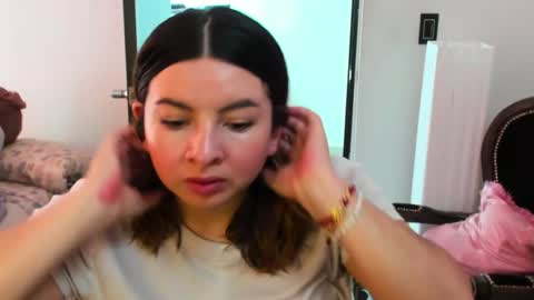 Snapshot of luara__01__lecat_1 chatting on 11.28.25 luara__01__lecat_1 online show from 11.28.25