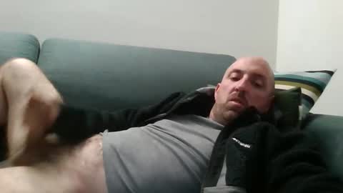 Snapshot of lucabeech88 chatting on 11.21.25 Luca online show from 11.21.25