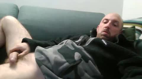 Snapshot of lucabeech88 chatting on 11.23.25 Luca online show from 11.23.25