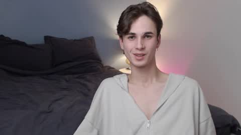 lucacharm online show from 02.05.25