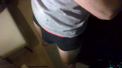 Snapshot of lucany__ chatting on 02.19.25 Luca online show from 02.19.25