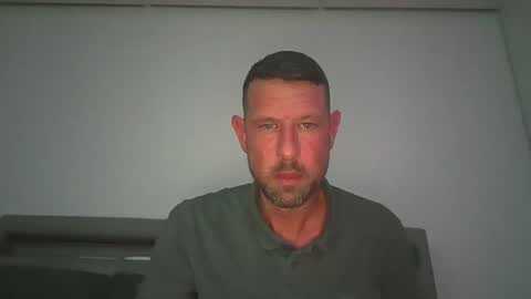 Come Chill With Me  online show from 02.08.25