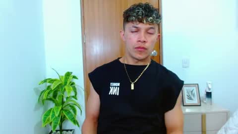 Lucas Luxx online show from 02.18.26