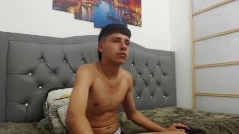 Snapshot of lucas_rivass chatting on 11.06.25 LUCAS RIVAS online show from 11.06.25