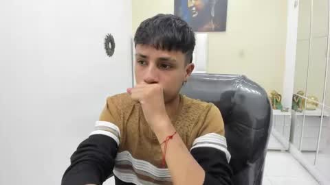 Snapshot of lucas_rivass chatting on 11.12.25 LUCAS RIVAS online show from 11.12.25