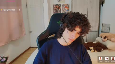 lucas_xo online show from 02.05.26