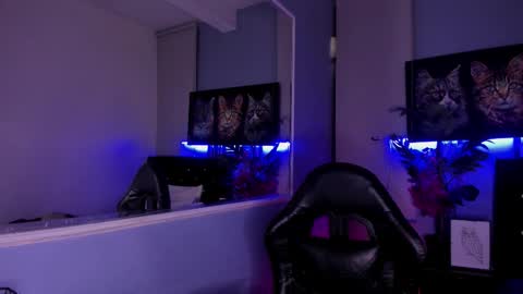 lucascarterr online show from 11.30.25