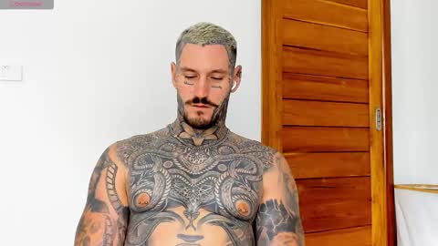 lucasexclusive online show from 10.21.25