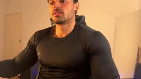 lucasfit24 online show from 06.25.26