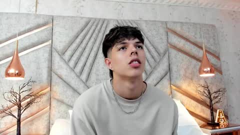 Snapshot of lucasopry chatting on 04.13.26 Lucasopry online show from 04.13.26