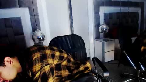 lucasthomson_ online show from 06.18.26