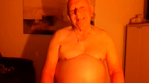 lucbottom031249 online show from 05.10.26