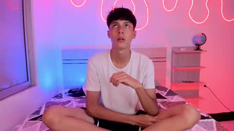 Luccas Ferreira online show from 10.25.25