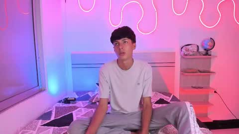 Luccas Ferreira online show from 10.27.25