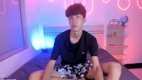 Luccas Ferreira online show from 11.04.25