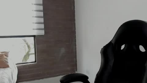   online show from 01.15.25