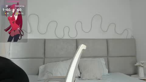 luceroo1 online show from 04.17.26